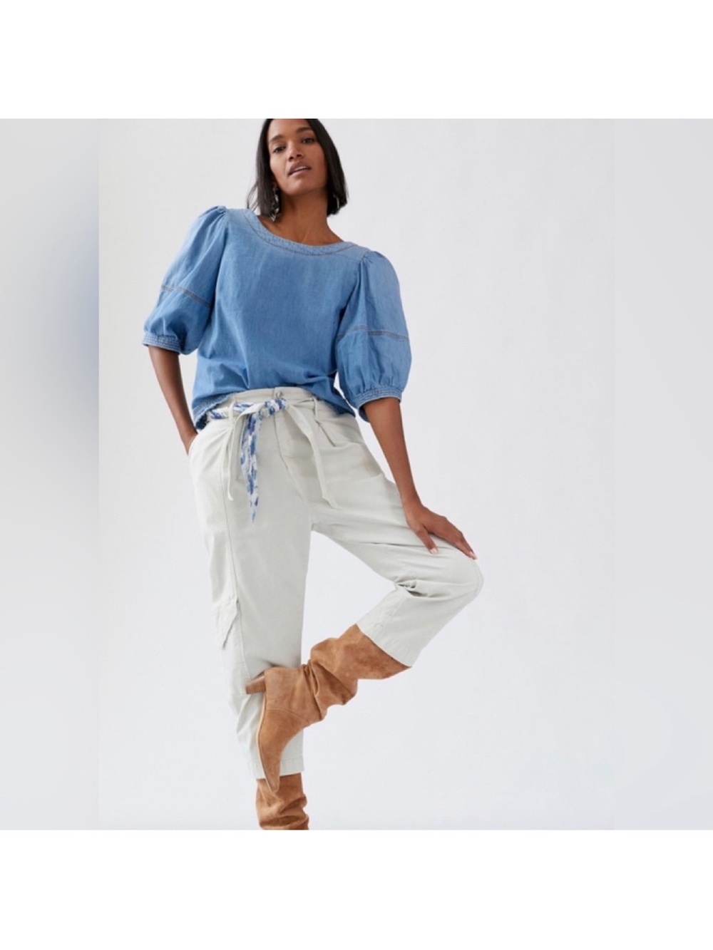 EUC Anthropologie Pilcro light  Denim Puff Sleeve Top, size Medium